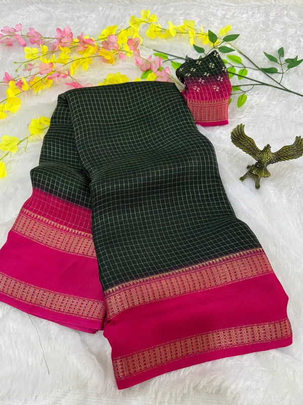 Green_Cotton_Chex_Saree_With_Unstitched_Blouse_For_Women