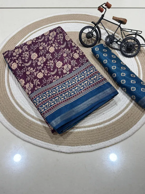 Purple_Malmal_Cotton_Saree_With_Unstitched_Blouse_For_Women