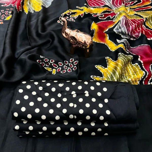 Black_Japan_Satin_Saree_With_Unstitched_Blouse_For_Women
