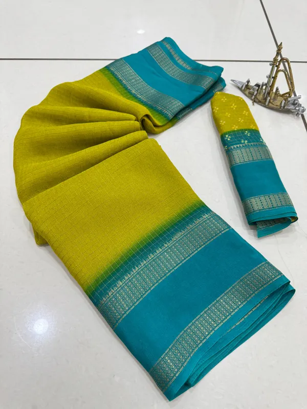 Yellow_Cotton_Chex_Saree_With_Unstitched_Blouse_For_Women