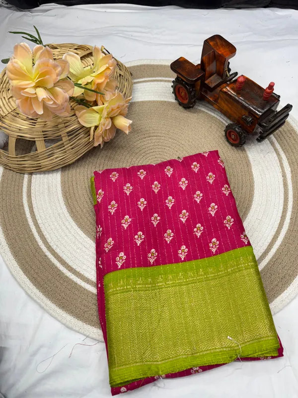 Rani_Dola_Silk_Saree_With_Unstitched_Blouse_For_Women