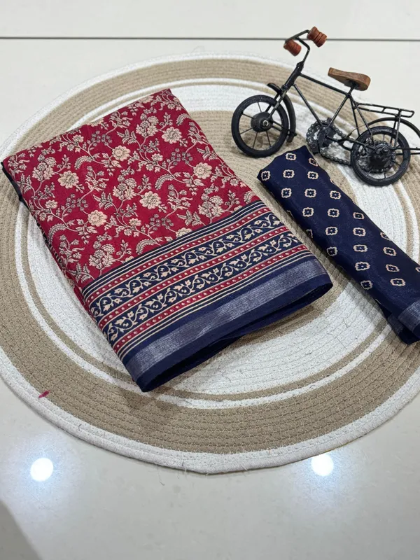 Pink_Malmal_Cotton_Saree_With_Unstitched_Blouse_For_Women