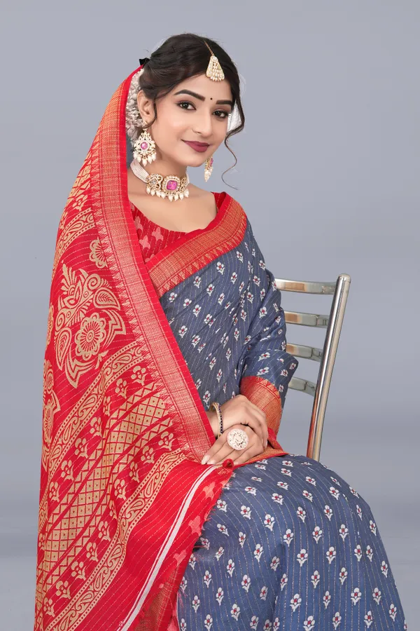 Grey_Dola_Silk_Saree_With_Unstitched_Blouse_For_Women