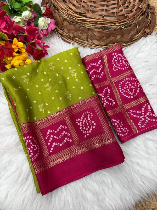 Green_Moss_Silk_Saree_With_Unstitched_Blouse_For_Women