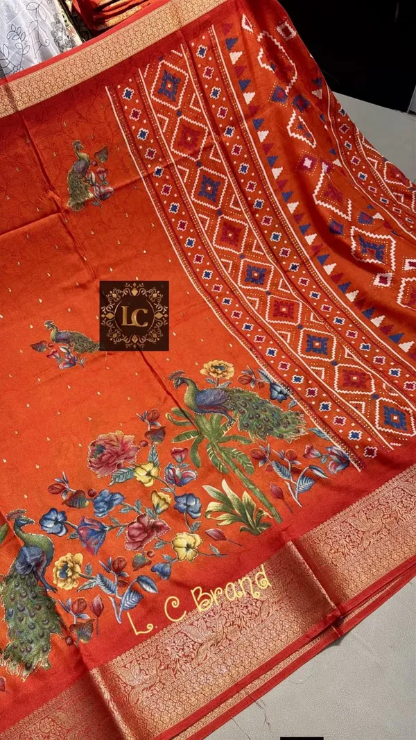 Orange_Georgette_Foil_Saree_With_Unstitched_Blouse_For_Women
