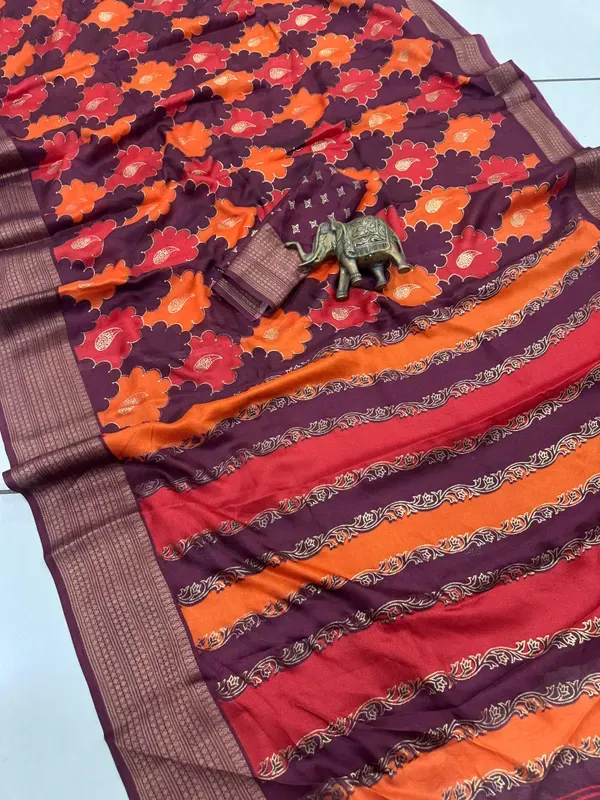 Maroon_Georgette_Foil_Saree_With_Unstitched_Blouse_For_Women