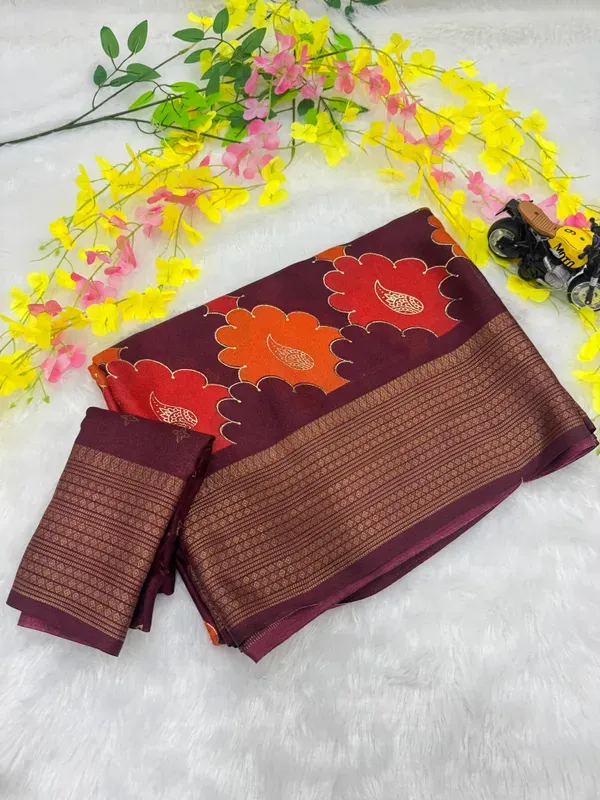 Maroon_Georgette_Foil_Saree_With_Unstitched_Blouse_For_Women