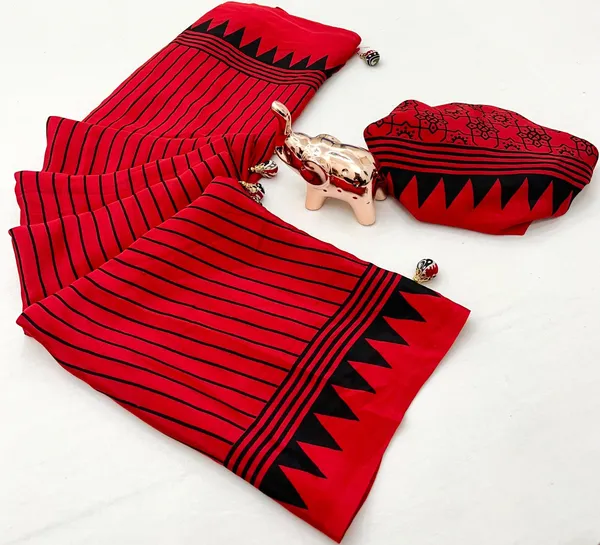 Red_Japan_Satin_Saree_With_Unstitched_Blouse_For_Women
