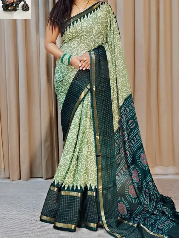 Pista_Green_Cotton_Chex_Saree_With_Unstitched_Blouse_For_Women