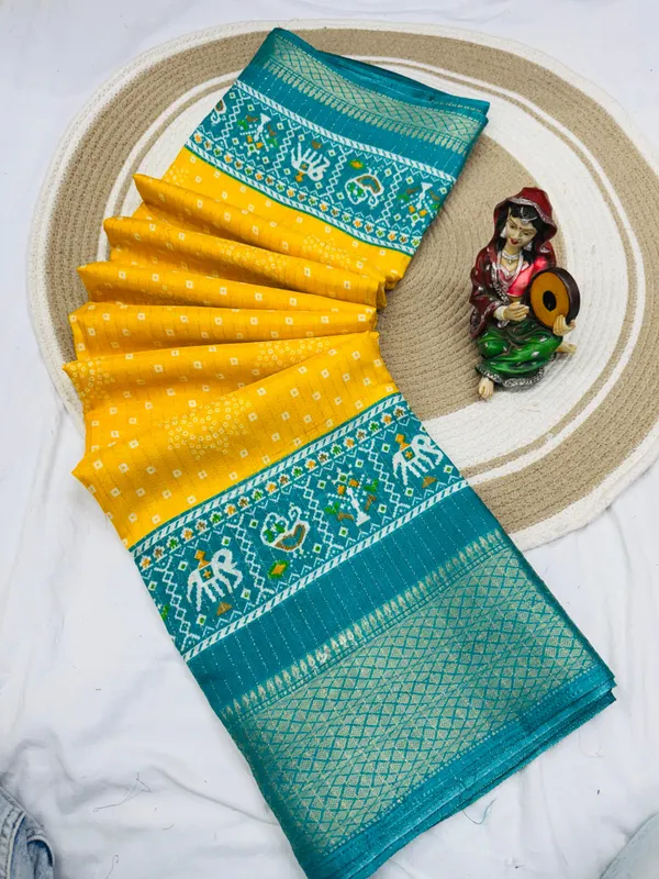 Yellow_Dola_Silk_Saree_With_Unstitched_Blouse_For_Women