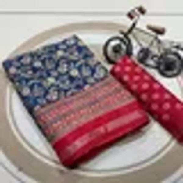 Red_Malmal_Cotton_Saree_With_Unstitched_Blouse_For_Women