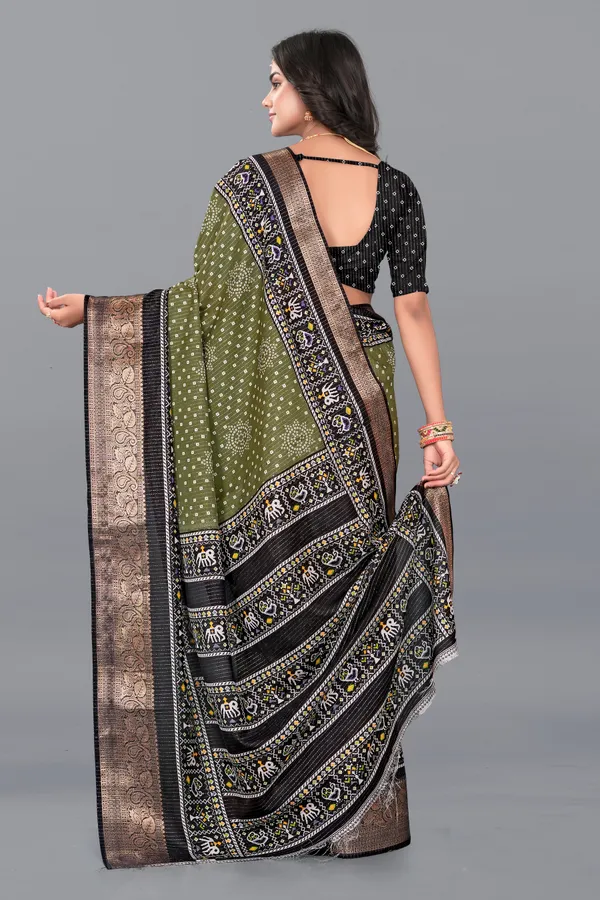 Pista_Green_Dola_Silk_Saree_With_Unstitched_Blouse_For_Women