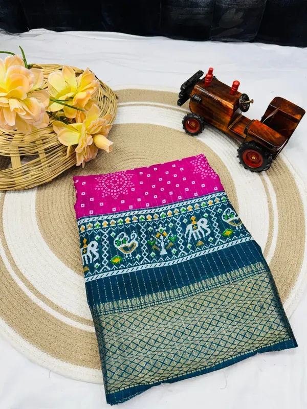 Pink_Dola_Silk_Saree_With_Unstitched_Blouse_For_Women
