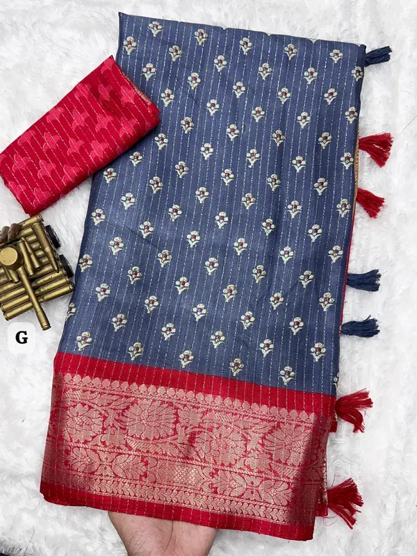 Grey_Dola_Silk_Saree_With_Unstitched_Blouse_For_Women