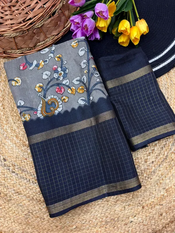 Brown_Cotton_Chex_Saree_With_Unstitched_Blouse_For_Women