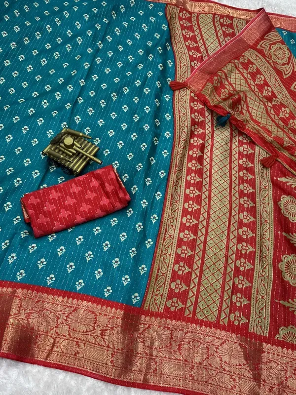 Teal_Blue_Dola_Silk_Saree_With_Unstitched_Blouse_For_Women