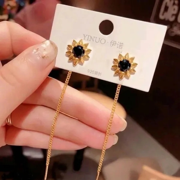 Gold_Bronze_Ad_Black_Stone_Sui_Dhaga_Earrings_For_Women