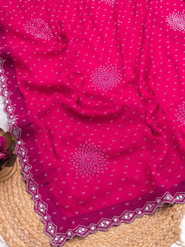 Pink_Silk_Embellished_Floral_Geometric_Border_Saree_For_Women