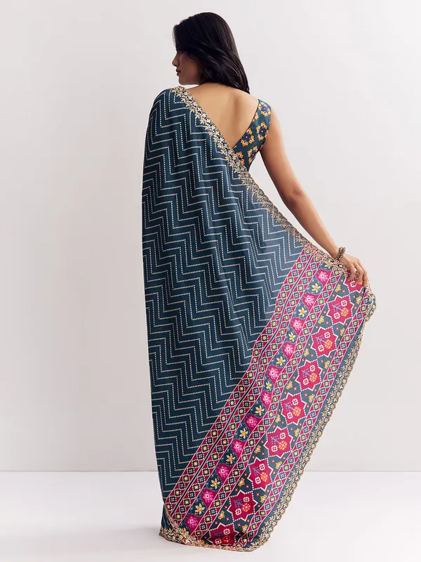 Manipuri_Printed_Saree_With_Embroidery_Work_Lace