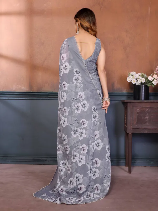 Women's_Georgette_Floral_Printed_Saree_With_Blouse_Piece