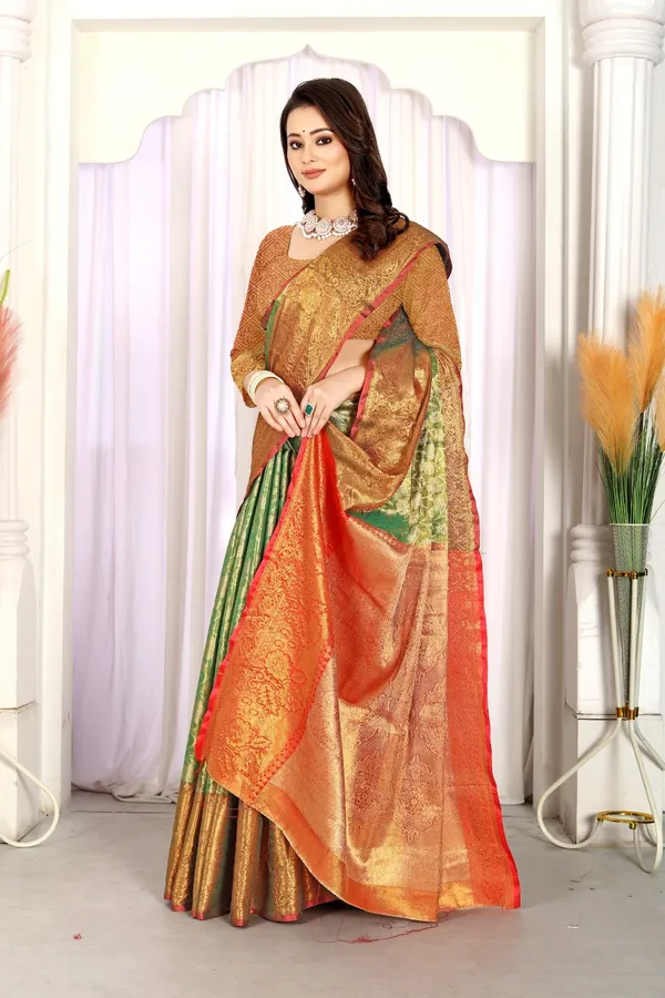 Kanjeevaram_Banarasi_Silk_Saree_With_Unstitched_Blouse