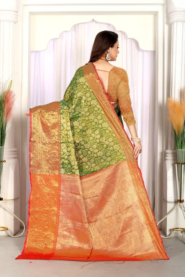 Kanjeevaram_Banarasi_Silk_Saree_With_Unstitched_Blouse