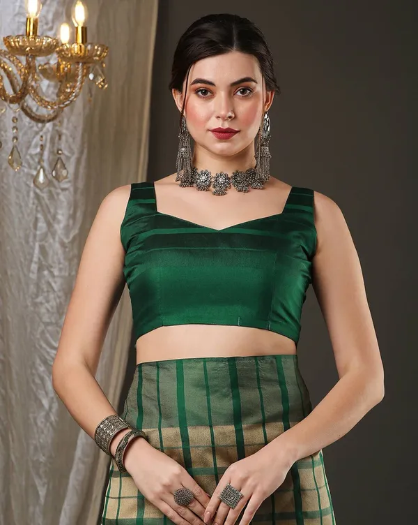 Women_Arts_Silk_Saree_With_Blouse