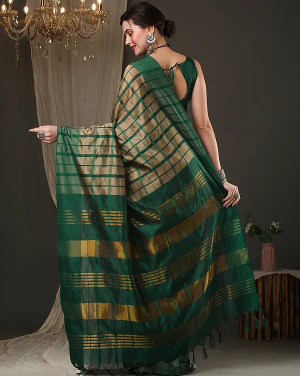 Women_Arts_Silk_Saree_With_Blouse
