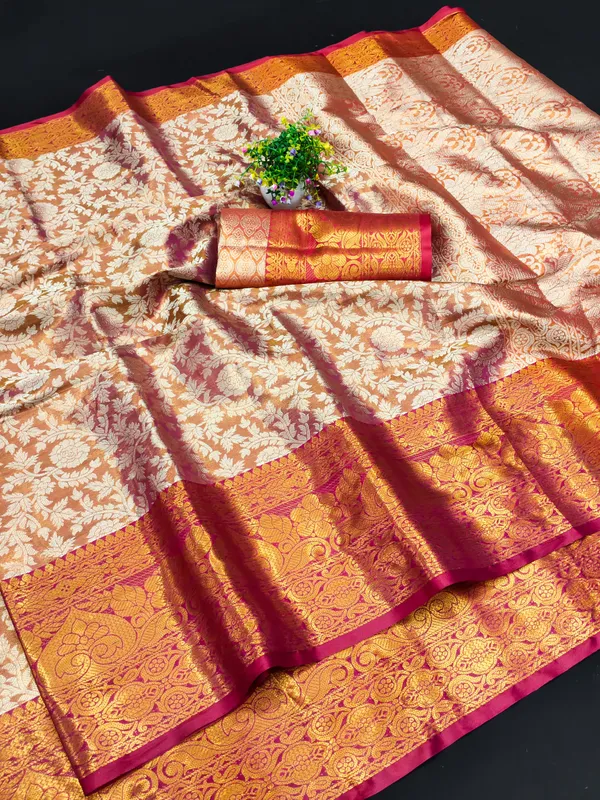 Kanjeevaram_Silk_Saree_With_Unstitched_Blouse