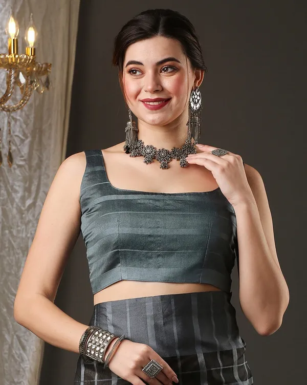 Women_Arts_Silk_Saree_With_Blouse
