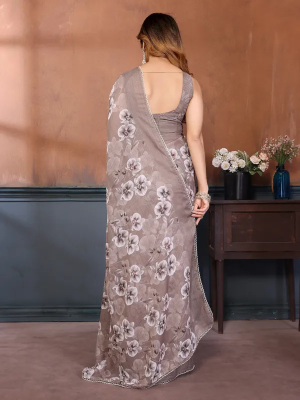 Women's_Georgette_Floral_Printed_Saree_With_Blouse_Piece