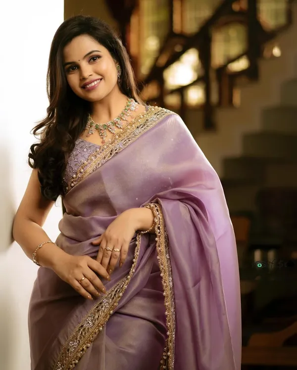 Women_Tissue_Silk_Net_Sequence_And_Real_Mirror_Worked_Saree_With_Blouse
