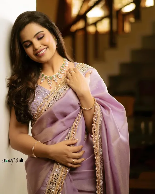 Women_Tissue_Silk_Net_Sequence_And_Real_Mirror_Worked_Saree_With_Blouse