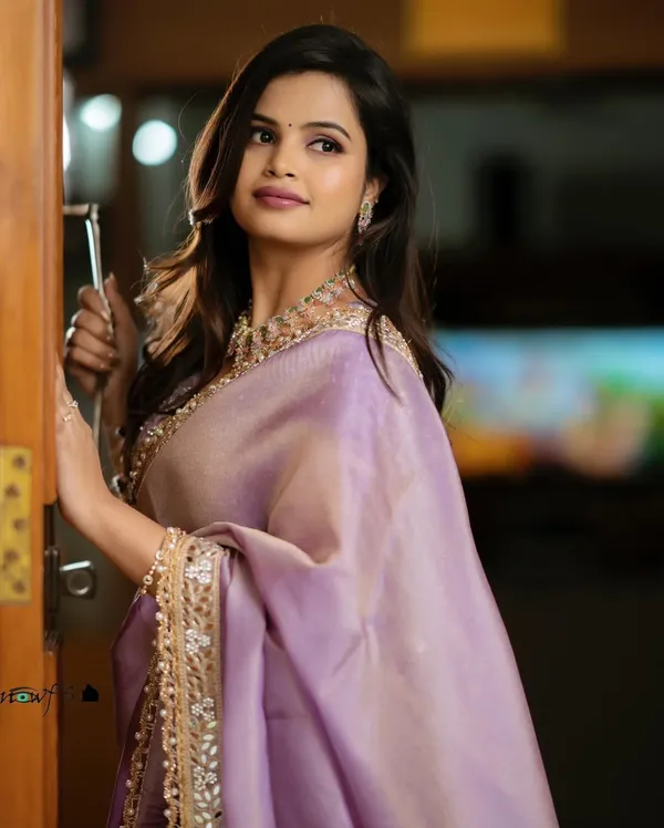 Women_Tissue_Silk_Net_Sequence_And_Real_Mirror_Worked_Saree_With_Blouse