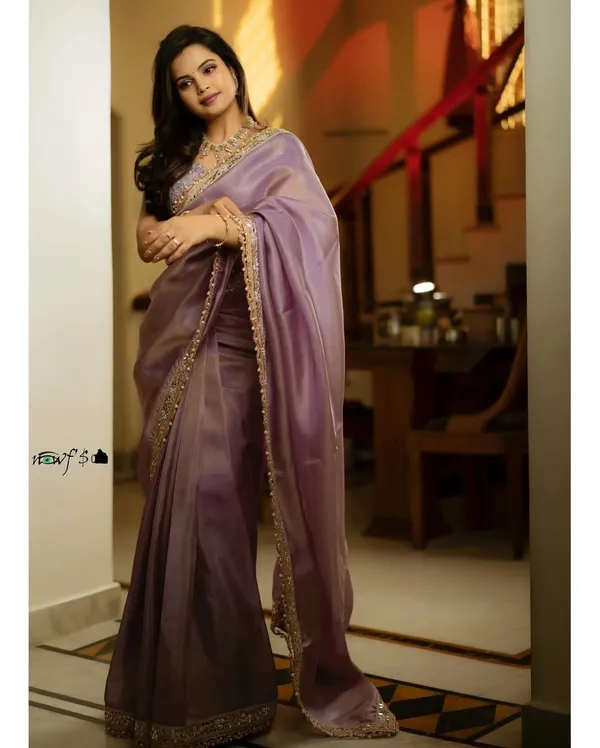 Women_Tissue_Silk_Net_Sequence_And_Real_Mirror_Worked_Saree_With_Blouse