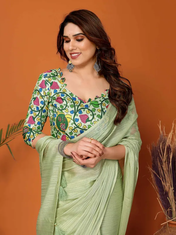 Chiffon_Plain_Saree_With_Kalamkari_Digital_Print_Blouse