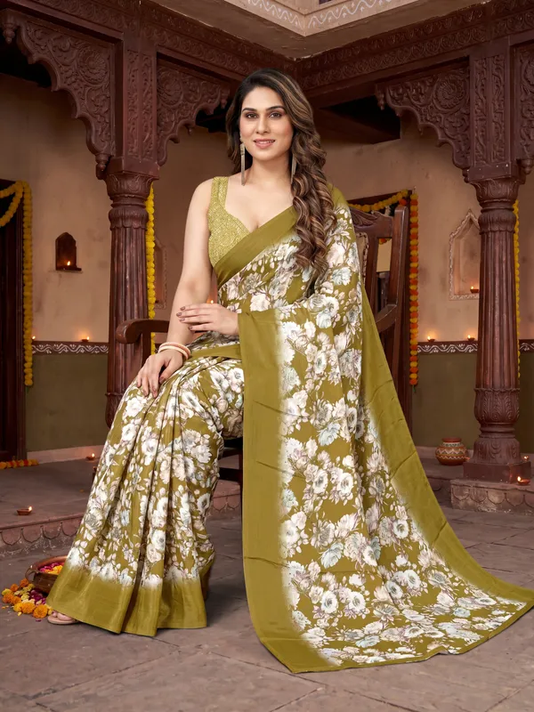 Tussar_Silk_Saree_Digital_Printed_Floral_Pattern_With_Running_Blouse_Piece