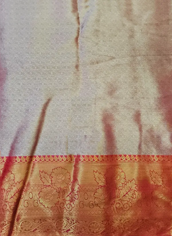 Kanjeevaram_Banarasi_Silk_Saree_With_Unstitched_Blouse