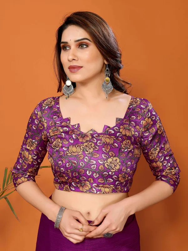 Chiffon_Plain_Saree_With_Kalamkari_Digital_Print_Blouse