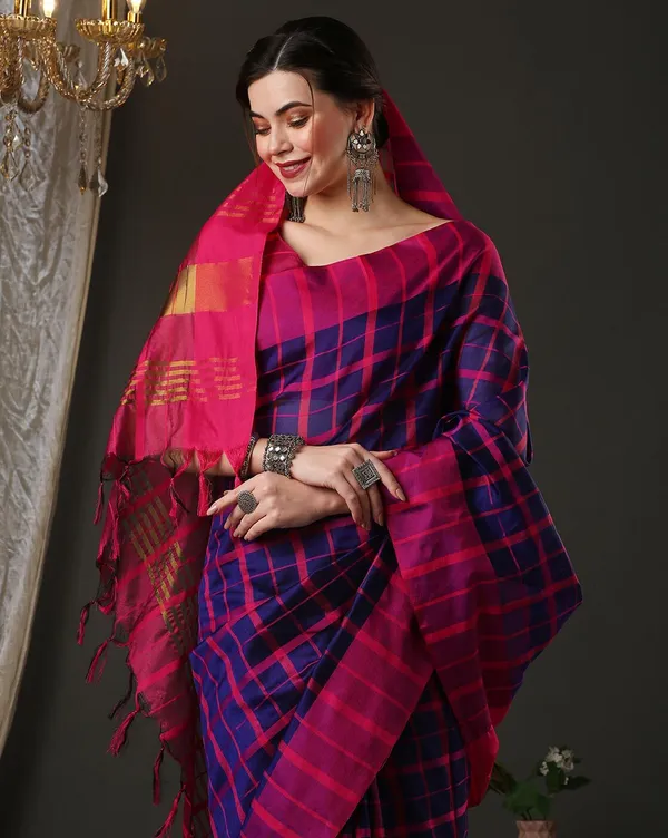 Women_Arts_Silk_Saree_With_Blouse