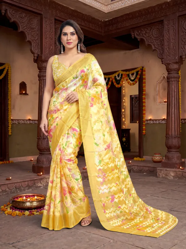 Tussar_Silk_Saree_Digital_Printed_Floral_Pattern_With_Running_Blouse_Piece