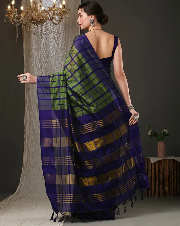 Women_Arts_Silk_Saree_With_Blouse