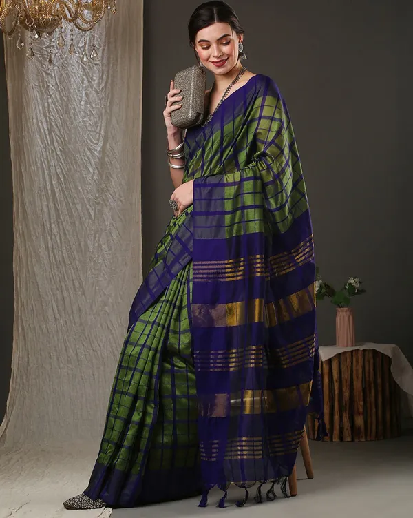Women_Arts_Silk_Saree_With_Blouse