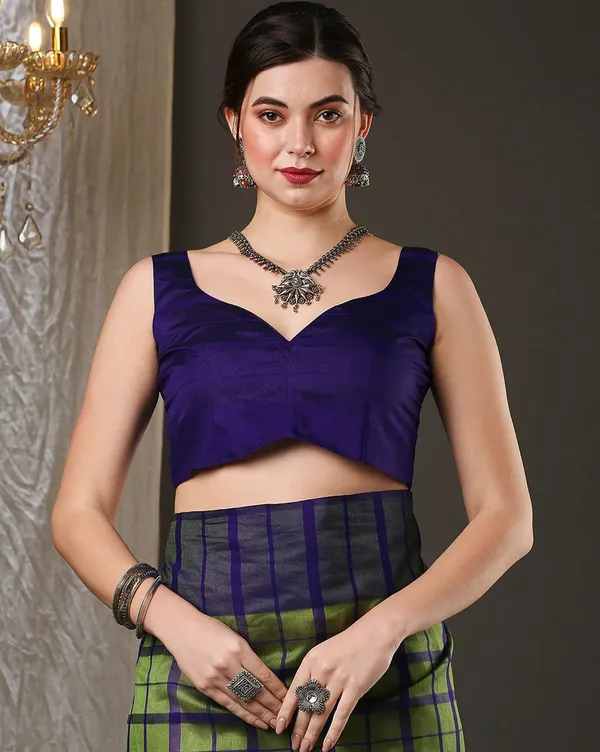 Women_Arts_Silk_Saree_With_Blouse