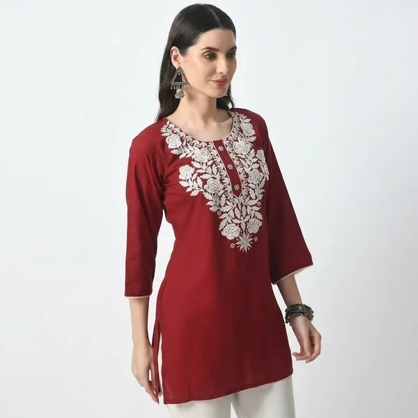 Maroon_Rayon_Straight_Embroidered_Kurta_For_Women