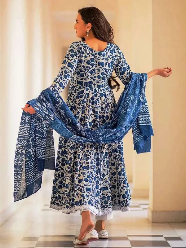 Blue_And_White_Floral_Print_Anarkali_Kurta_Set_For_Women