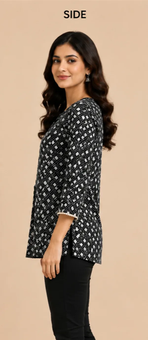 Black_Geometric_Print_A_Line_Top_For_Women