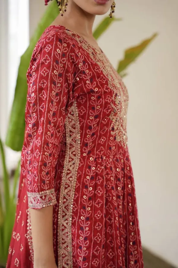 Red_Bandhani_Embroidered_Anarkali_Suit_Set_For_Women
