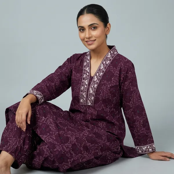 Purple_Embroidered_Kurta_Set_For_Women
