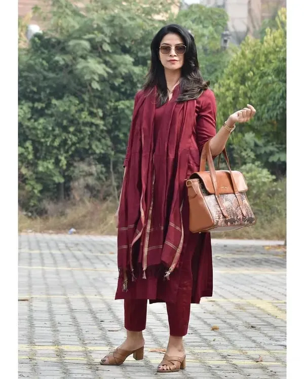 Maroon_Blend_Straight_Kurta_Set_For_Women